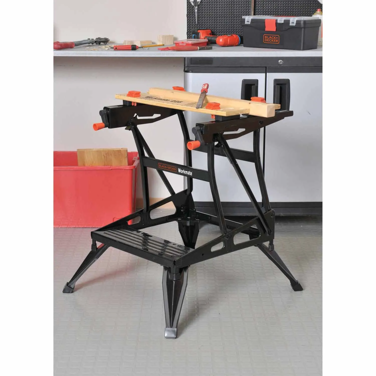 Black & Decker WM225 Workmate® 225 Portable Project Center