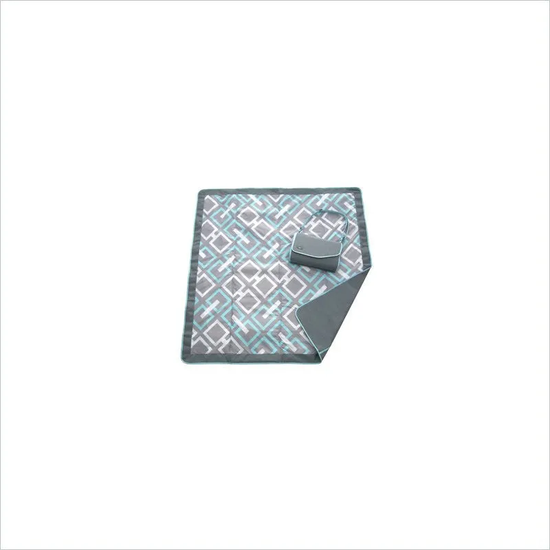 JJ Cole Essentials 5x5 Outdoor Blanket in Grey Links