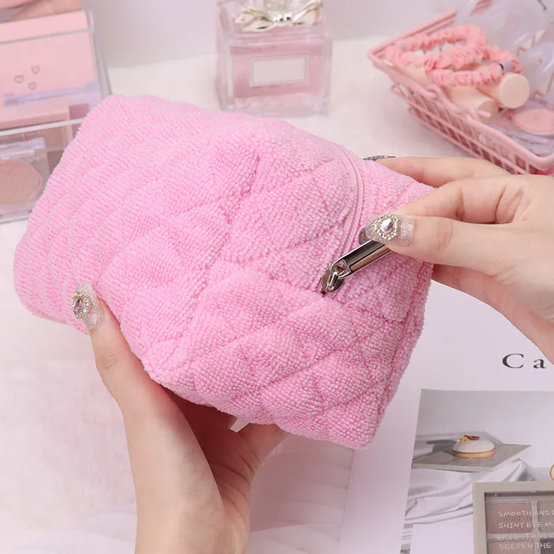 New plush cosmetic bag, small fresh, high-looking, large-capacity student storage bag, girls' portable pencil case, can be customized