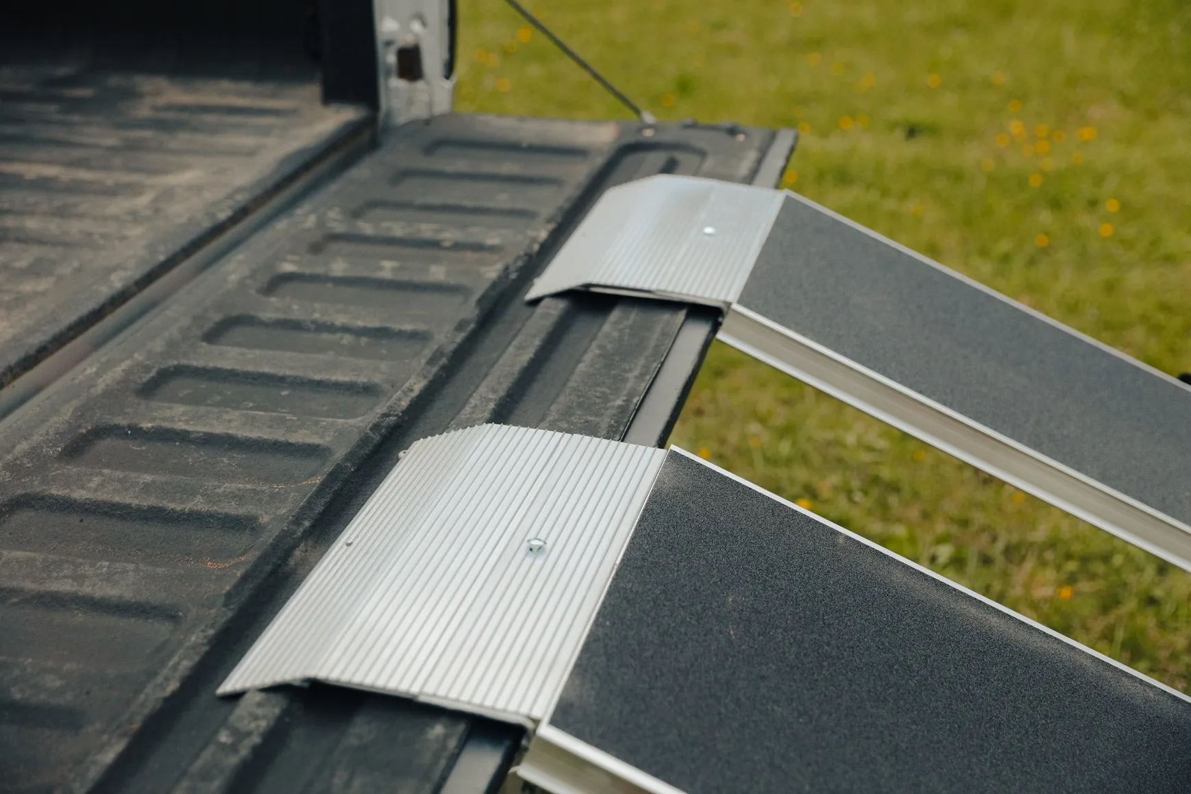 STRAPLESS™ Centerfold ATV Ramp