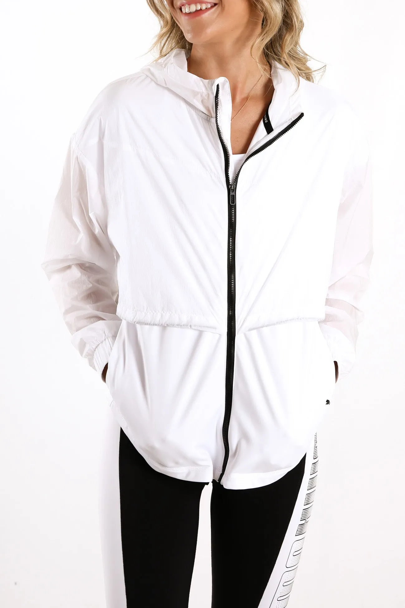 Train Ultra Hooded Jacket Puma White