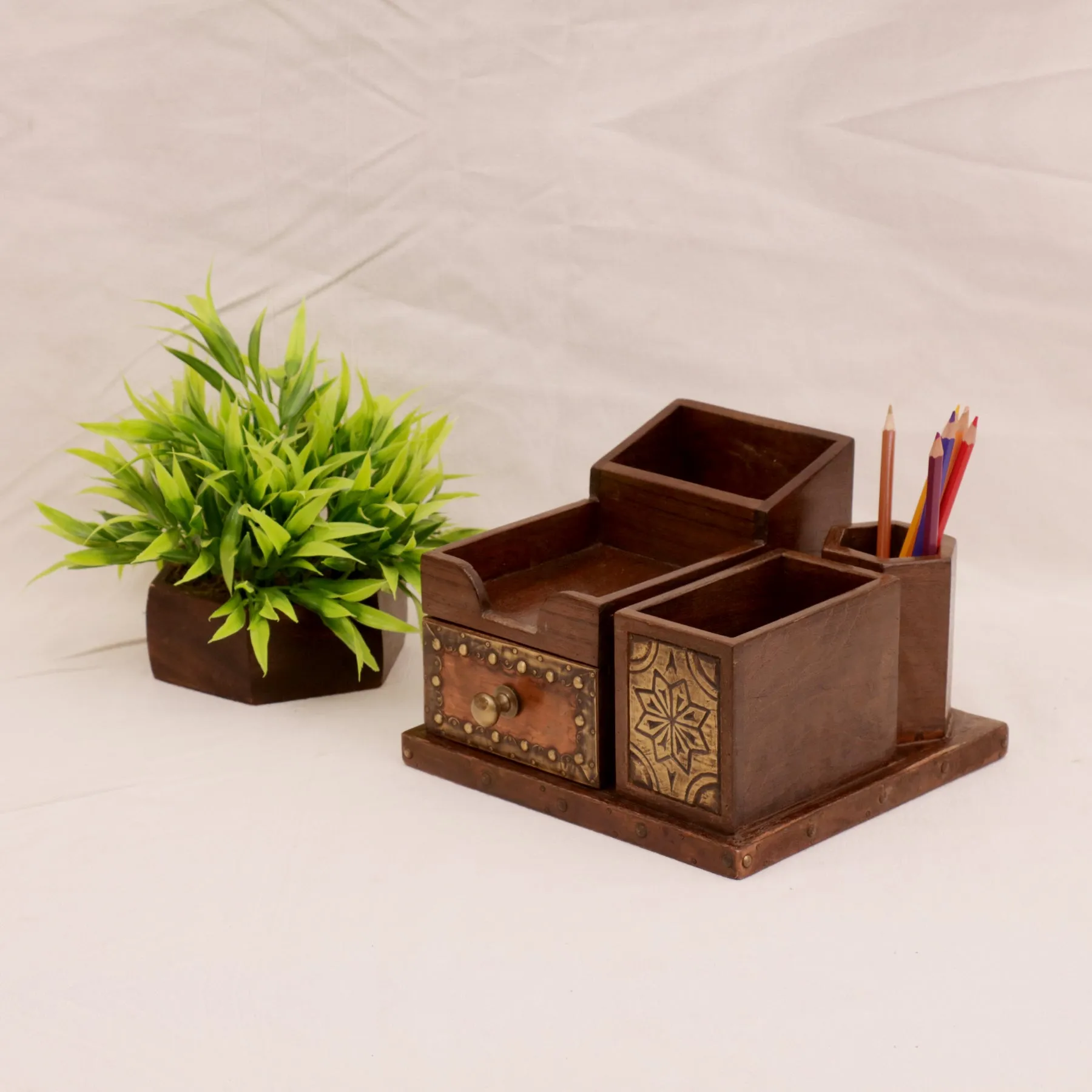 Uber Cute Office Organizer (Dark)